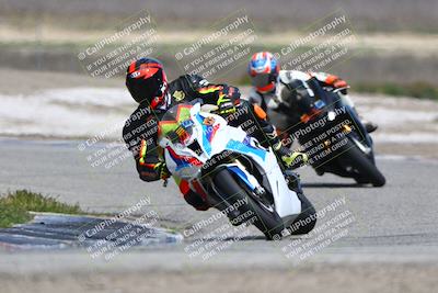 media/Mar-22-2025-TrackDaz (Sat) [[0456df0c41]]/Group B/Session 3 (Outside Grapevine)/